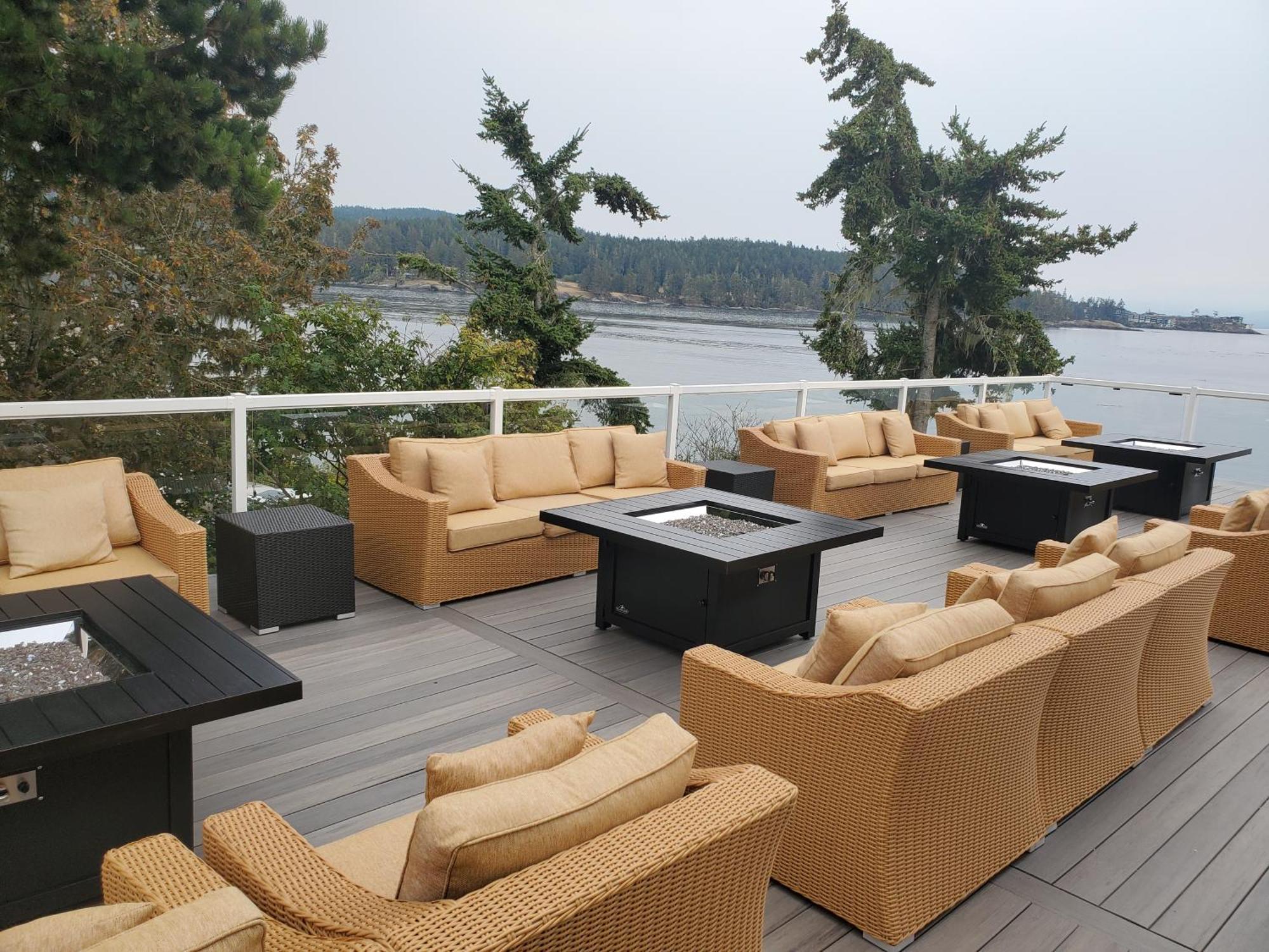 ホテル Sooke Harbour House エクステリア 写真