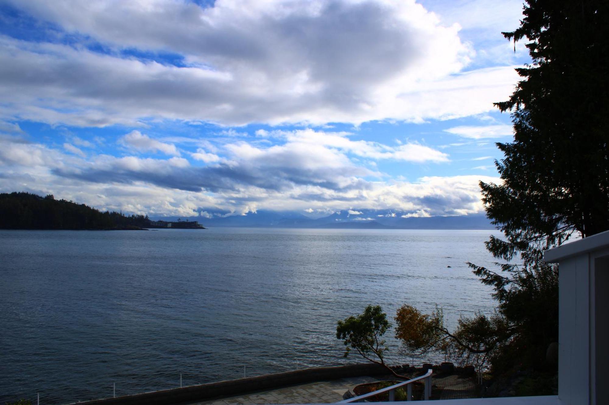 ホテル Sooke Harbour House エクステリア 写真