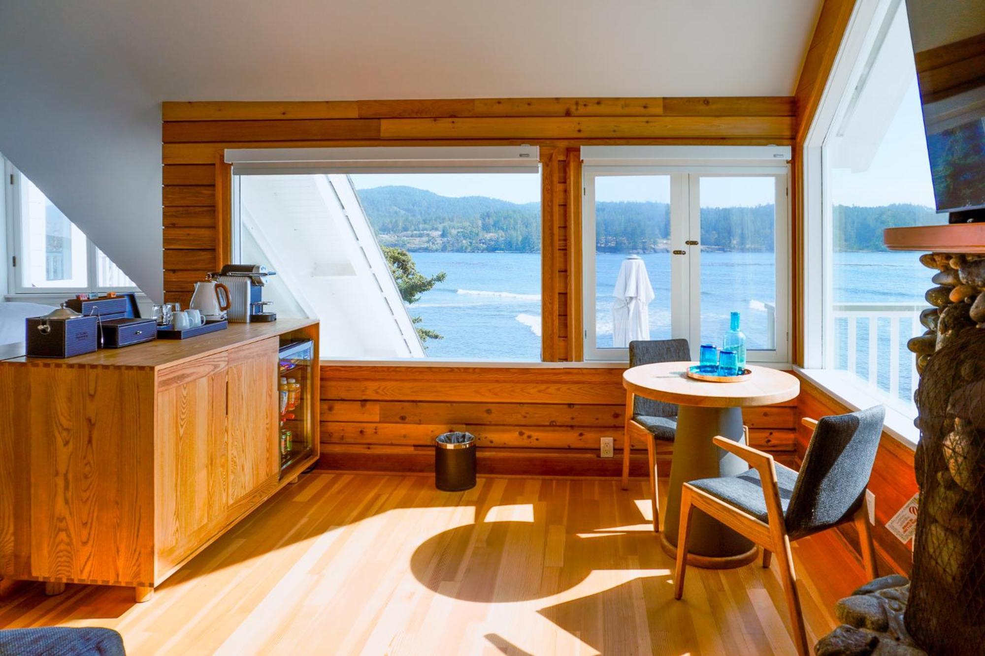 ホテル Sooke Harbour House エクステリア 写真