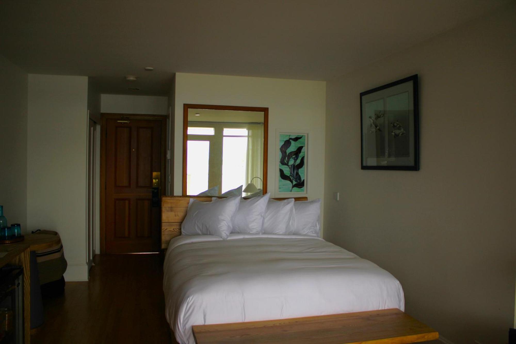 ホテル Sooke Harbour House エクステリア 写真