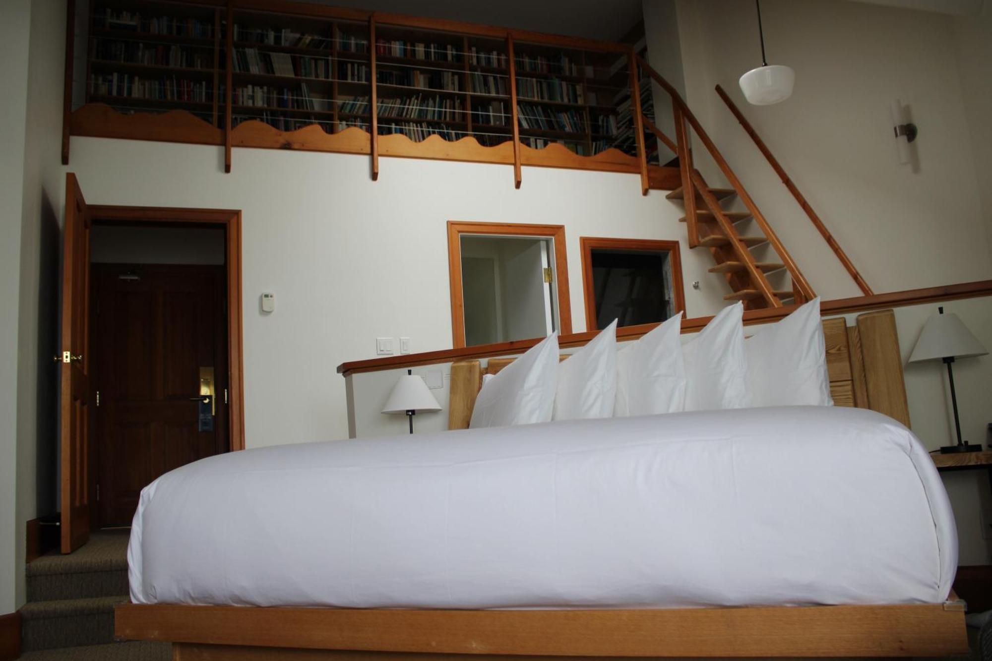 ホテル Sooke Harbour House エクステリア 写真